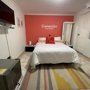 Habitación en casa particular Hermoso Y Nuevo Alojamiento Laureles, Habitación Privada, Medellín