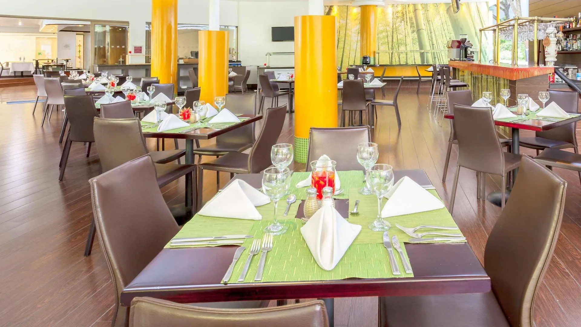 Four Points By Sheraton Medellin Hotel